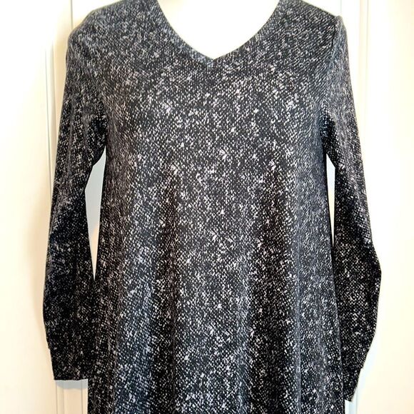 LuLaRoe Dress - Picture 2 of 6